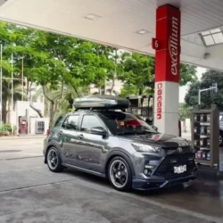 Car gallery image 4