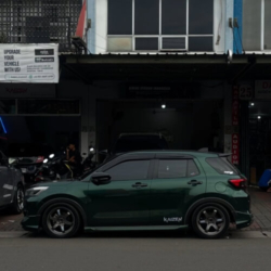 Car gallery image 4
