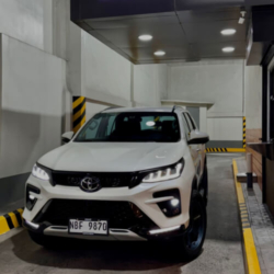 Car gallery image 2