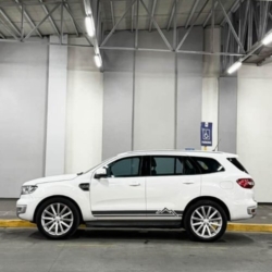 Car gallery image 4