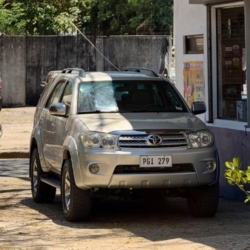 Car gallery image 2