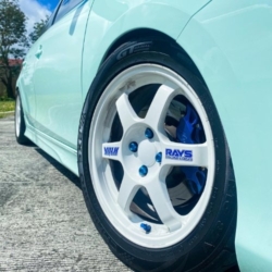 Car gallery image 4