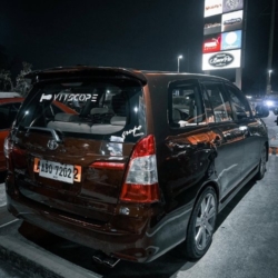 Car gallery image 2