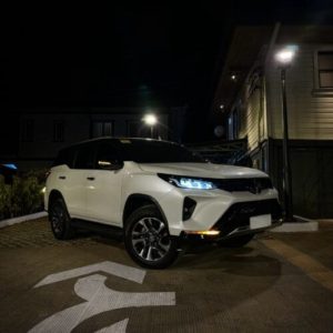 ltd.not.std Toyota Fortuner thumbnail