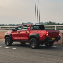Car gallery image 2