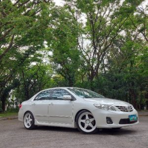 Shiro Toyota Corolla Altis thumbnail