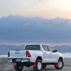 _whiten80 Toyota Hilux thumbnail