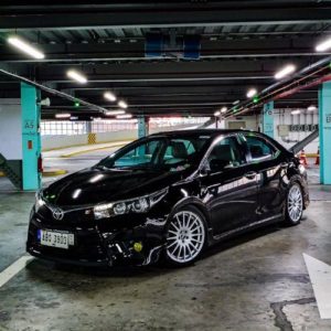 Toyota Corolla Altis thumbnail