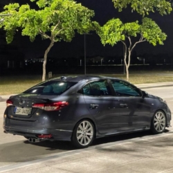 Car gallery image 2