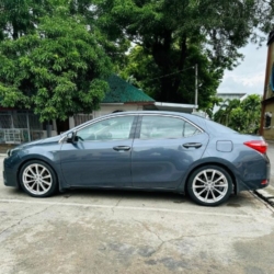 Car gallery image 4
