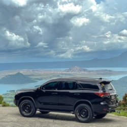 Car gallery image 3
