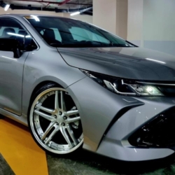 Car gallery image 1