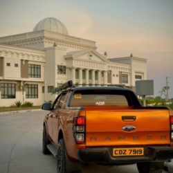 Car gallery image 2