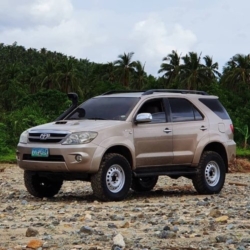 Car gallery image 2