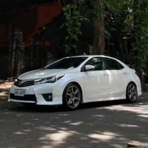 speed Toyota Corolla Altis thumbnail