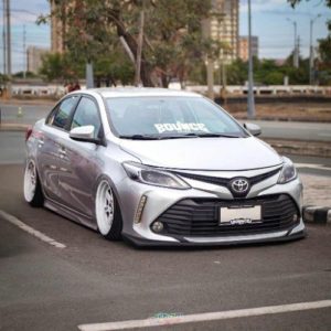 V Toyota Vios thumbnail