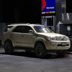 Car gallery image 4