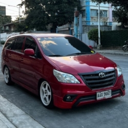 Car gallery image 4