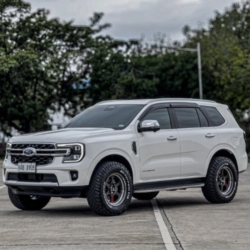 Car gallery image 1