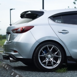 Car gallery image 2
