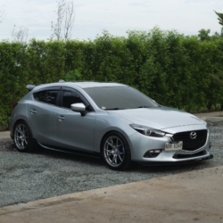 Car gallery image 4