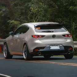 Car gallery image 4