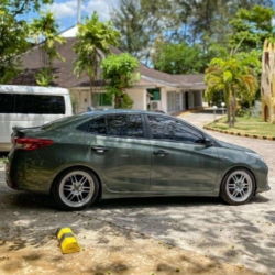 Car gallery image 3