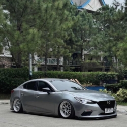 Car gallery image 1