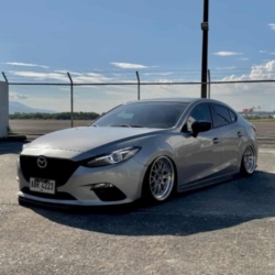 Car gallery image 4