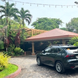 Car gallery image 4