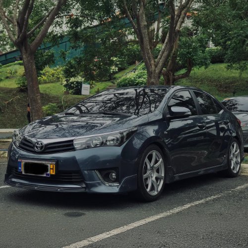 Greyrolla Toyota Corolla Altis thumbnail