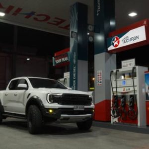 snow Ford Ranger Raptor thumbnail