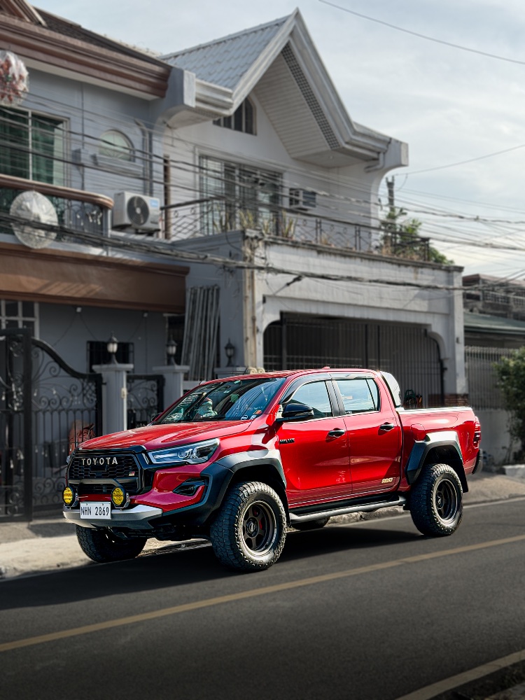 luxy Toyota Hilux thumbnail