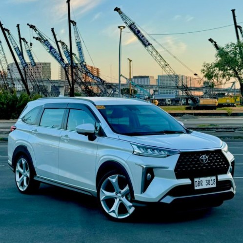 Toyota Veloz thumbnail