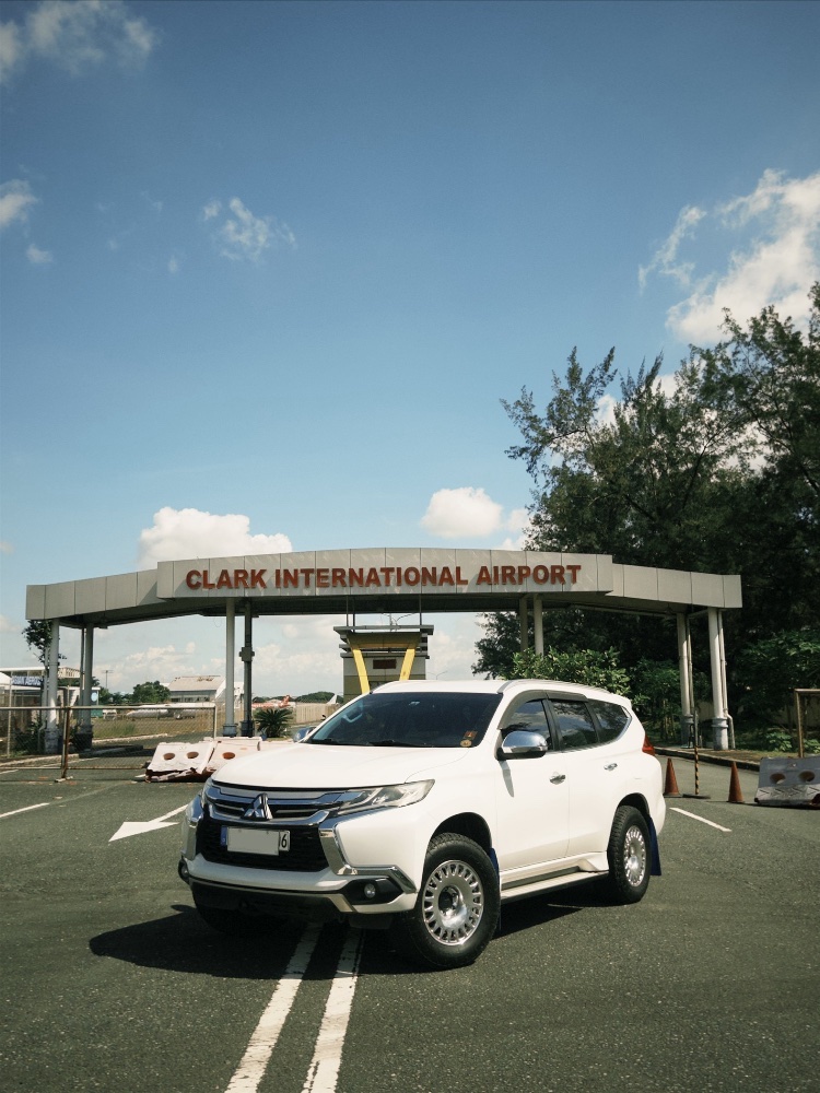 thatwhite_monty Mitsubishi Montero Sport thumbnail