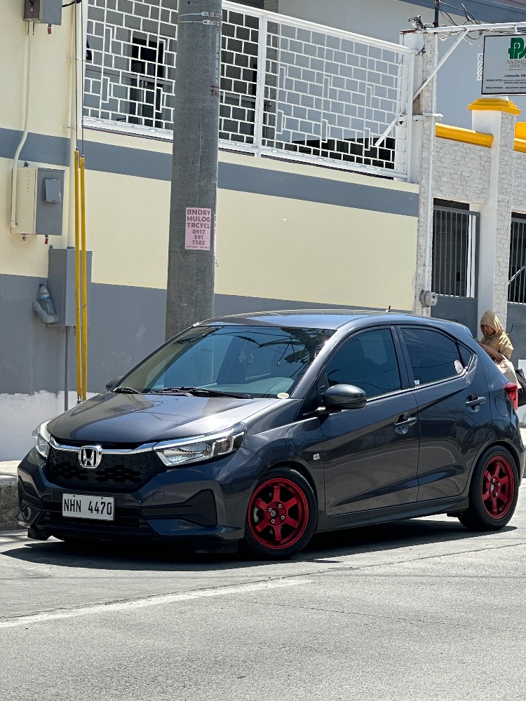 No redflags only red wheels Honda Brio thumbnail
