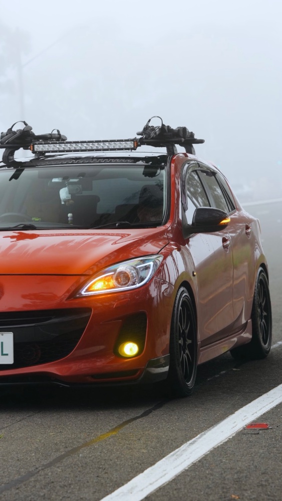 Mazda 3 thumbnail