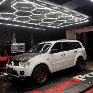 Uban Mitsubishi Montero Sport thumbnail