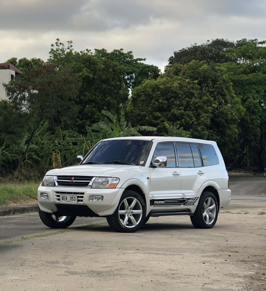 2000 Mitsubishi Pajero CK Mitsubishi Pajero thumbnail