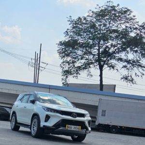 FORTY Toyota Fortuner thumbnail