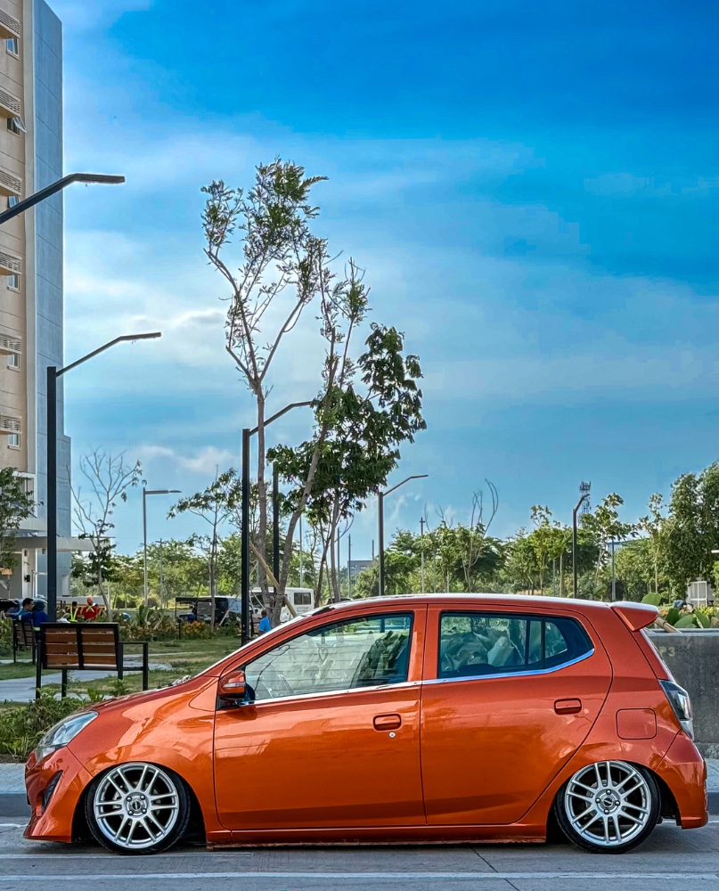 Kahel Toyota Wigo thumbnail