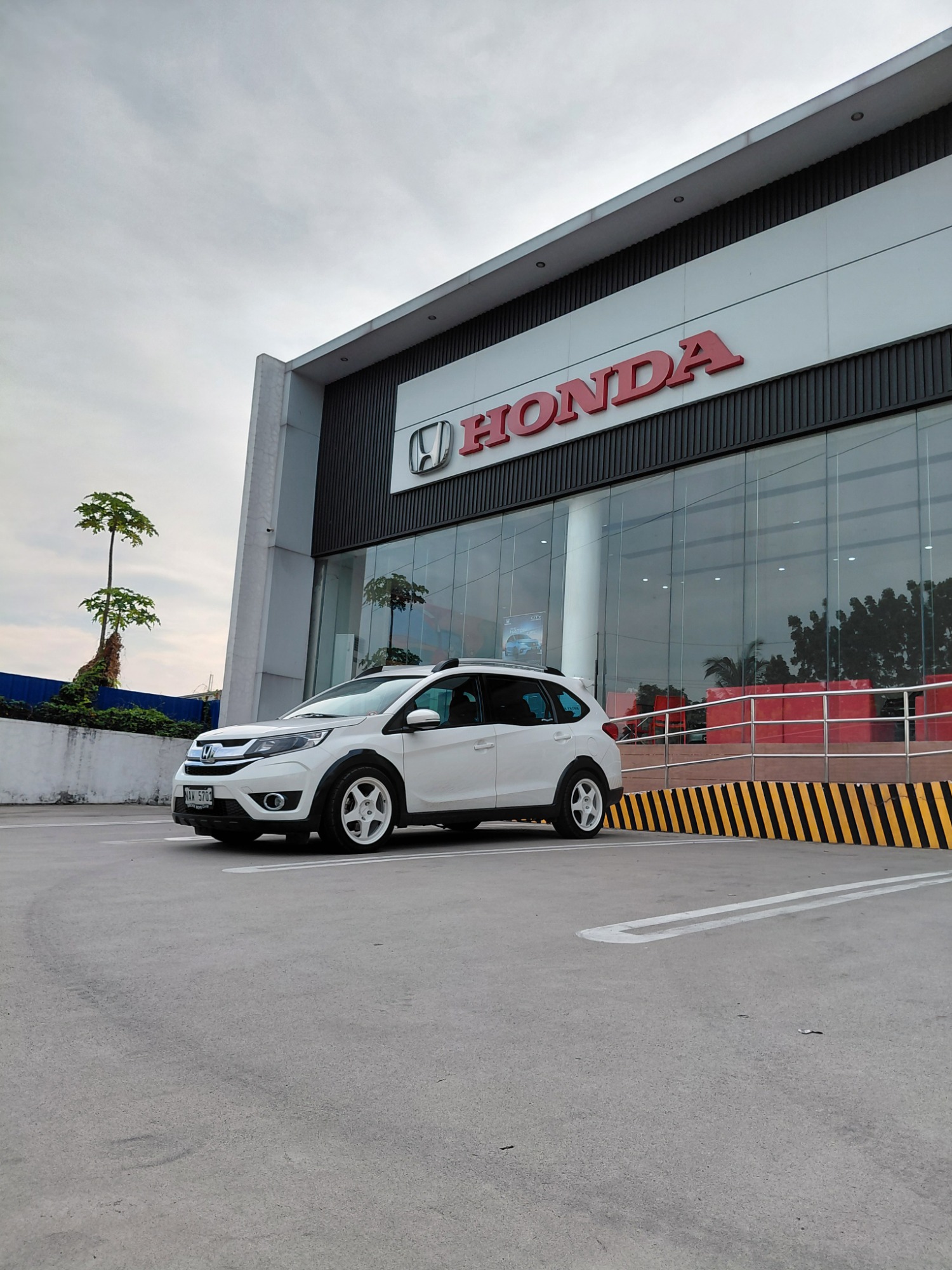 Samson Honda BR-V thumbnail