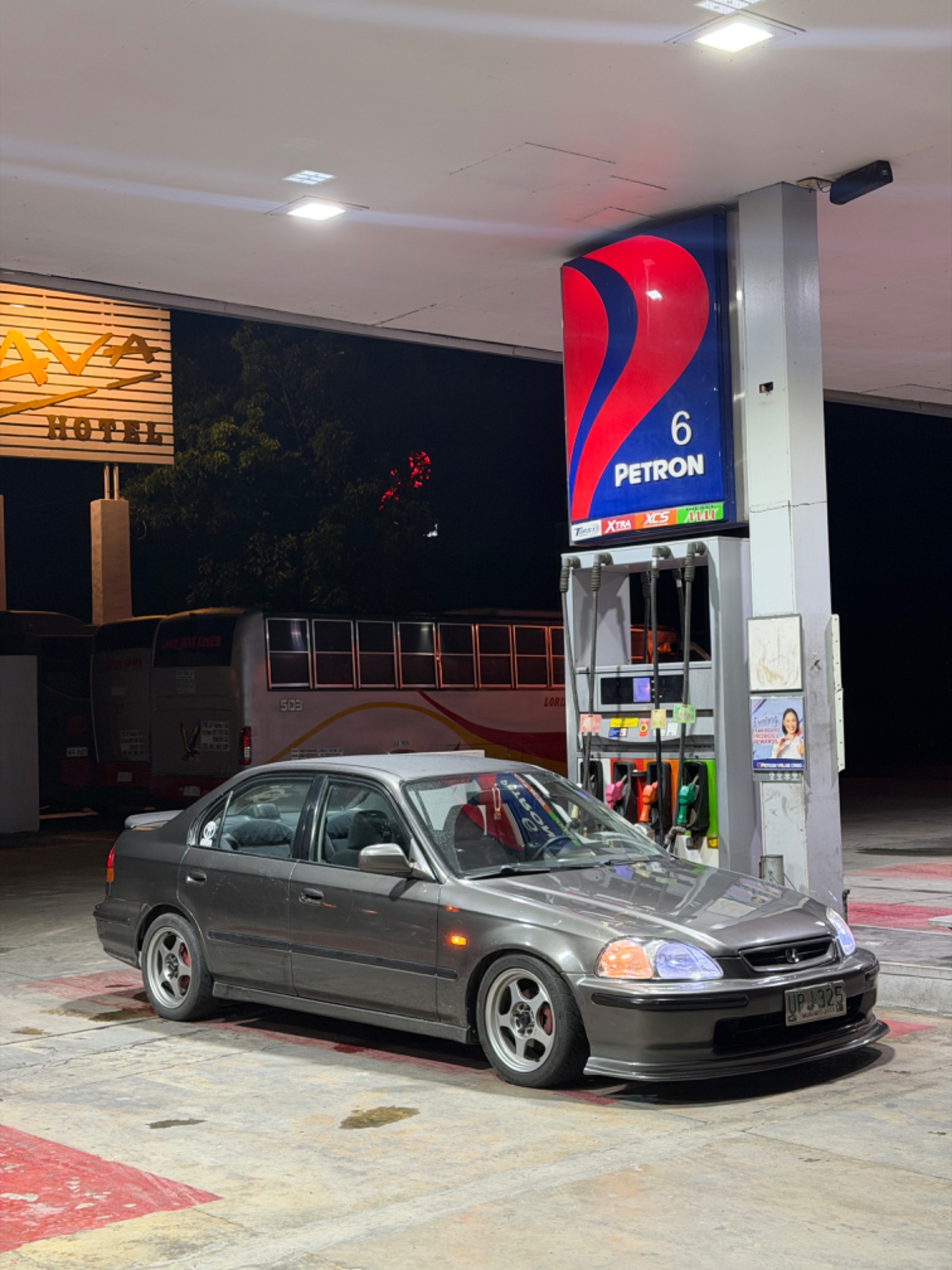 Gray civic Honda Civic thumbnail
