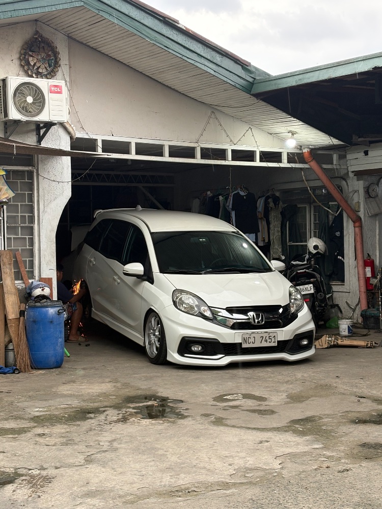 barskie.dd4 Honda Mobilio thumbnail