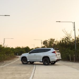 monty.spec Mitsubishi Montero Sport thumbnail
