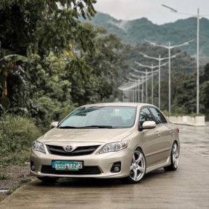 Luna Toyota Corolla Altis thumbnail