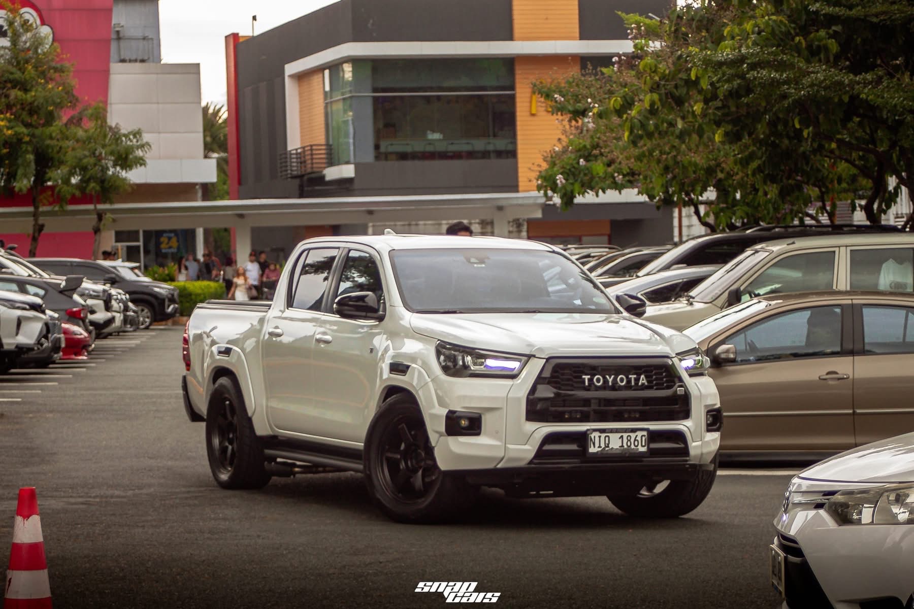 GRS.Teng Toyota Hilux thumbnail