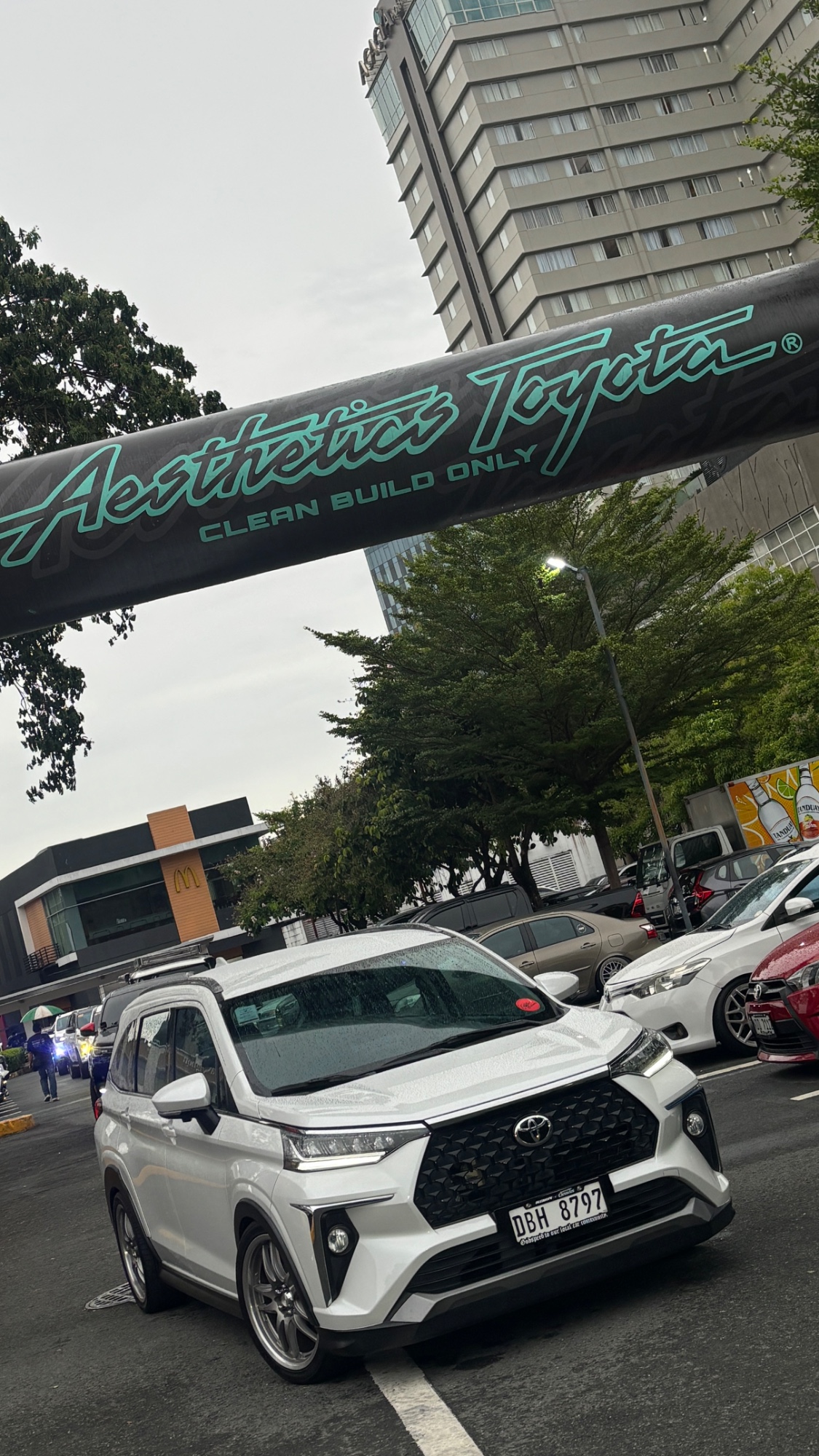 Toyota Veloz thumbnail