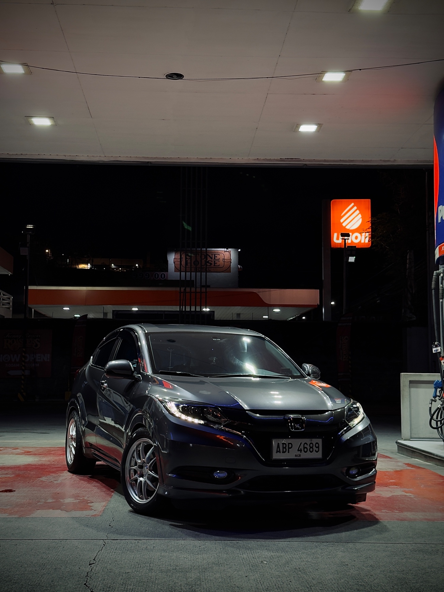Honda vezel pio Honda HR-V thumbnail