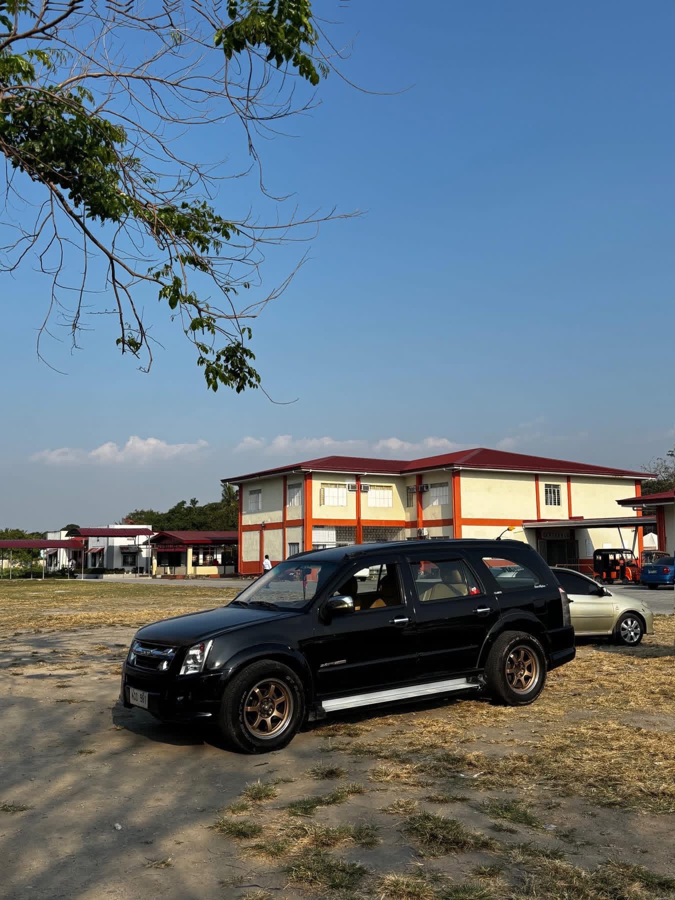 Isuzu Mu7/Alterra Isuzu mu-X thumbnail